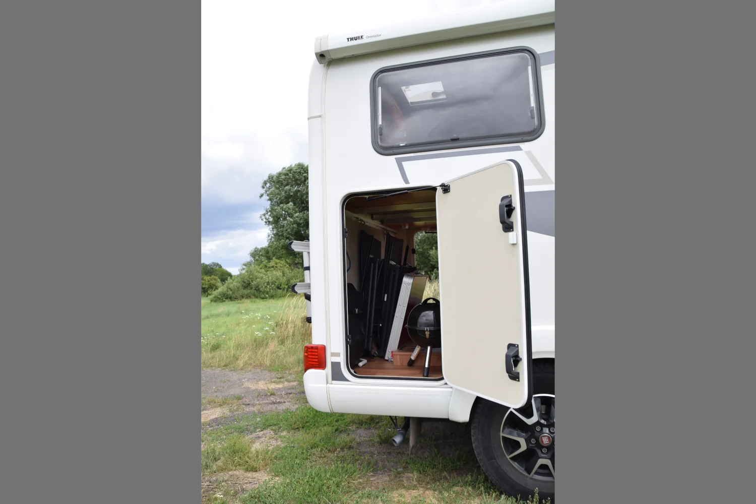 Kamper Hymer garaż