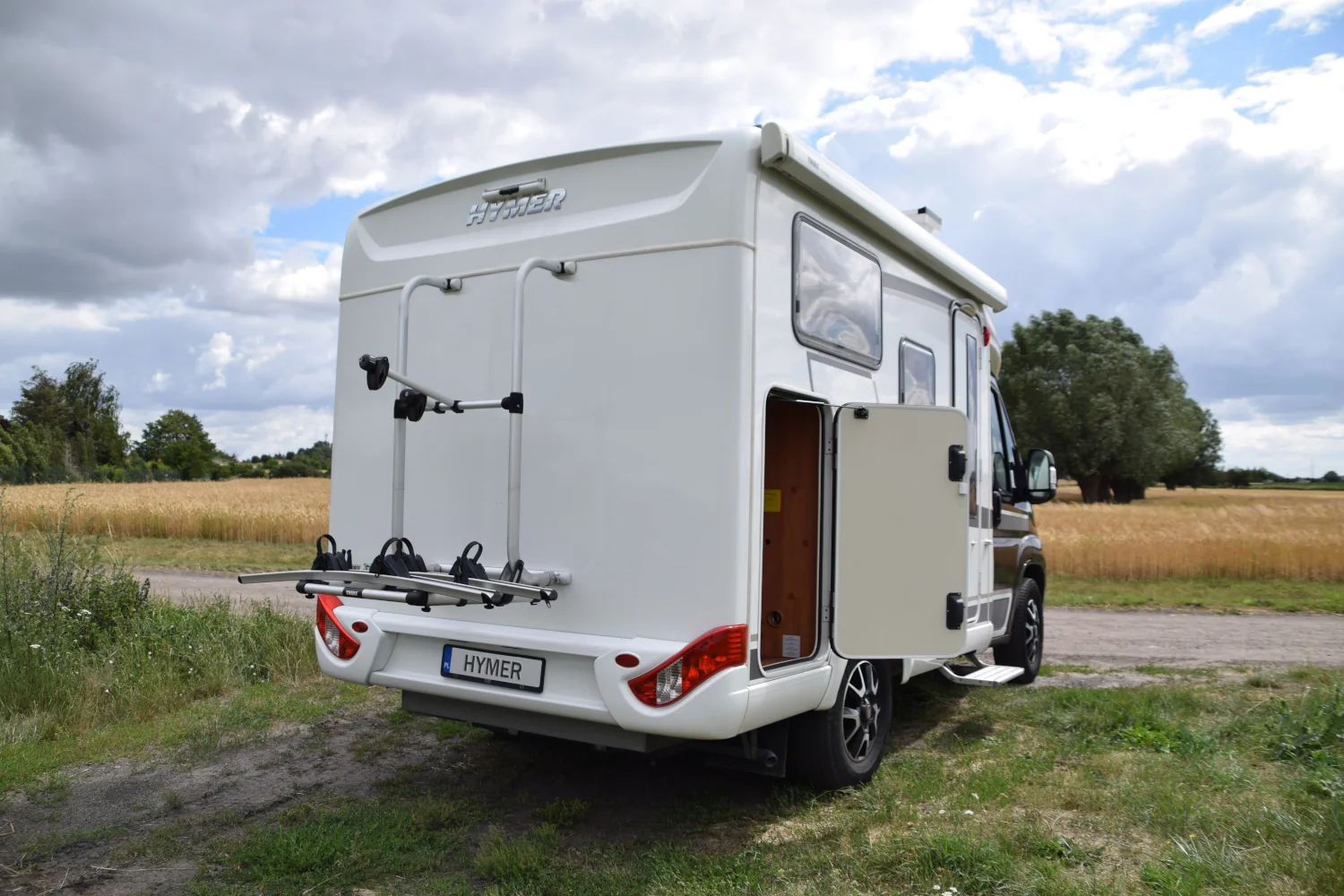 Kamper Hymer van 314 od tyłu